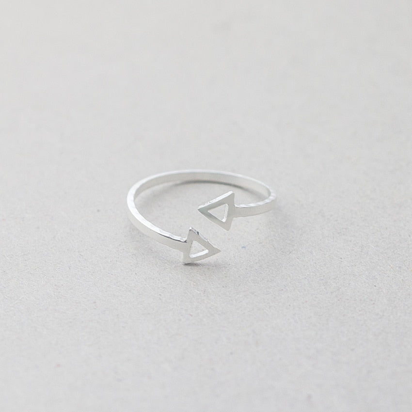 Double Arrow Triangle Ring – Brody Jacobs